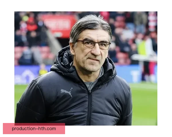 南安普顿足球俱乐部宣布新任主帅人选及球队未来发展计划